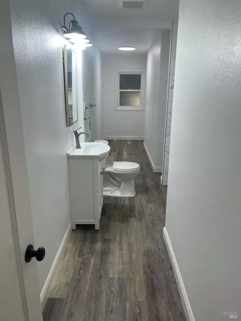 Bath - 242 Phelan Ave, Vallejo, CA 94590 photo 1 of 2