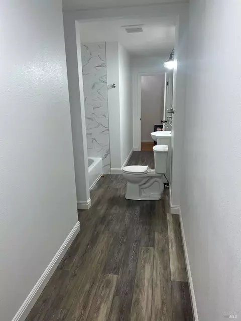 Entry Way - 242 Phelan Ave, Vallejo, CA 94590 photo 2 of 2