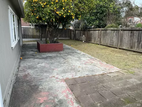Exterior - 242 Phelan Ave, Vallejo, CA 94590 photo 3 of 6