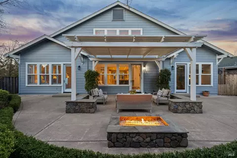 397 Engler St, Sonoma, CA 95476