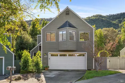 5 Creekside Dr, San Rafael, CA 94903