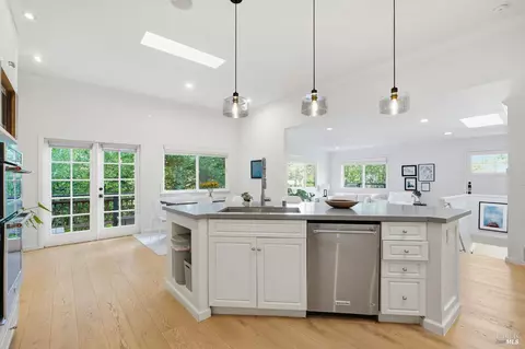 Kitchen - 58 Berkeley Ave, San Anselmo, CA 94960 photo 2 of 6