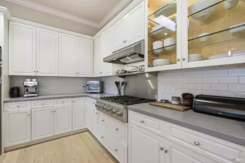 Kitchen - 58 Berkeley Ave, San Anselmo, CA 94960 photo 5 of 6