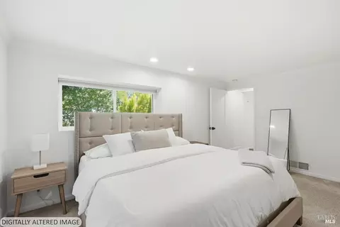 Bedroom - 58 Berkeley Ave, San Anselmo, CA 94960 photo 5 of 6