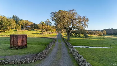 Exterior - 5100 Lovall Valley Rd, Sonoma, CA 95476 photo 2 of 23