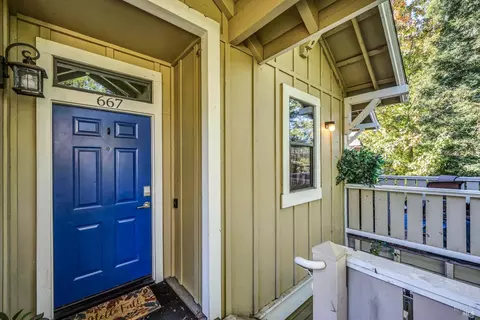 Entry Way - 667 Cherry Ave #34, Sonoma, CA 95476 photo 2 of 3