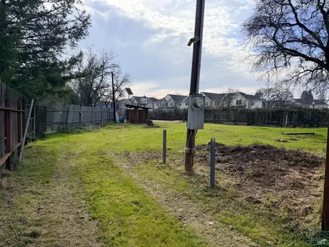 1863 Beachwood Dr, Santa Rosa, CA 95407