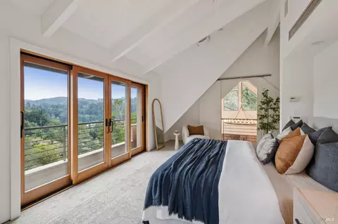 Bedroom - 30 Edgehill Rd, Mill Valley, CA 94941 photo 2 of 5