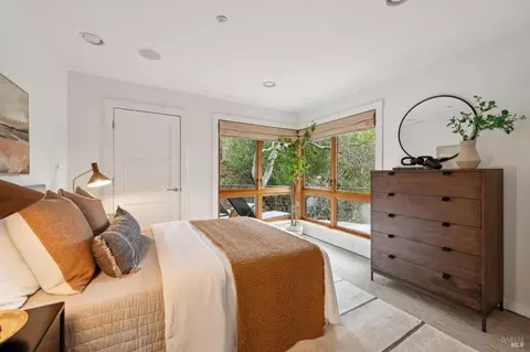 Bedroom - 30 Edgehill Rd, Mill Valley, CA 94941 photo 5 of 5