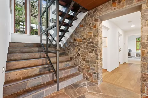 Entry Way - 30 Edgehill Rd, Mill Valley, CA 94941 photo 3 of 5
