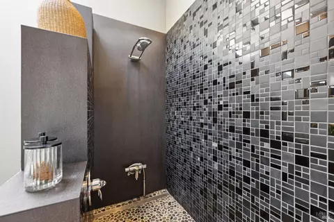 Bath - 21108 Pelican Loop, Bodega Bay, CA 94923 photo 3 of 8