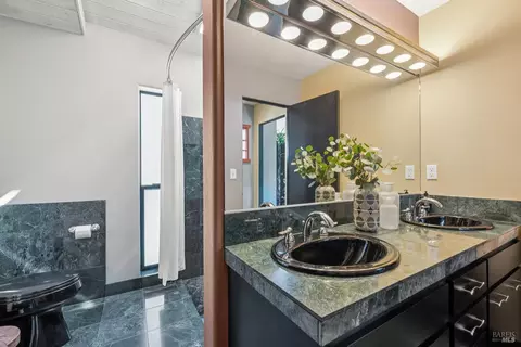 Bath - 21108 Pelican Loop, Bodega Bay, CA 94923 photo 7 of 8