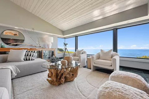 Living - 21108 Pelican Loop, Bodega Bay, CA 94923 photo 3 of 10