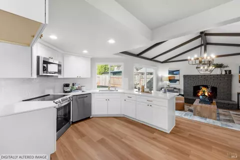 Kitchen - 428 Crofters Ct, Fairfield, CA 94533 photo 1 of 2
