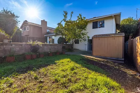 Exterior - 112 Palomar Ln, Vallejo, CA 94591 photo 8 of 21