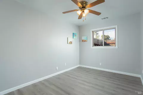 Bedroom - 16 Solano Dr, Dixon, CA 95620 photo 4 of 5