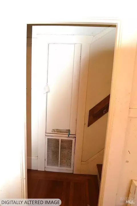 Entry Way - 1141 E 33rd St, Oakland, CA 94610 photo 1 of 2