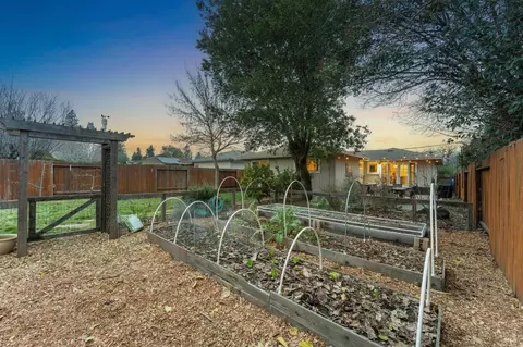 Exterior - 19440 Riverside Dr, Sonoma, CA 95476 photo 4 of 24