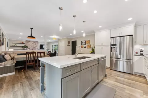 Kitchen - 19440 Riverside Dr, Sonoma, CA 95476 photo 8 of 10
