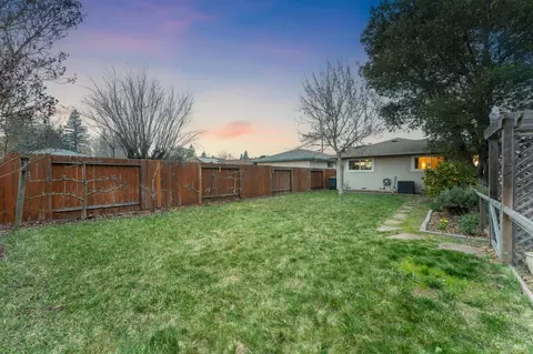 Exterior - 19440 Riverside Dr, Sonoma, CA 95476 photo 22 of 24