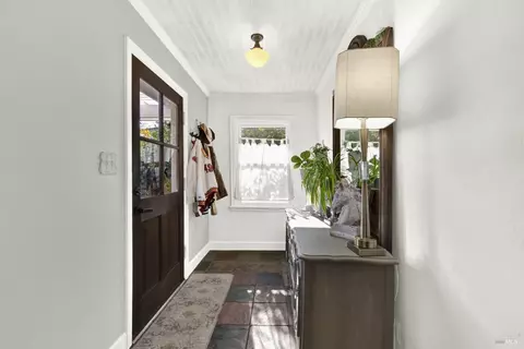 51 Davis Ave, Napa, CA 94559 photo 8