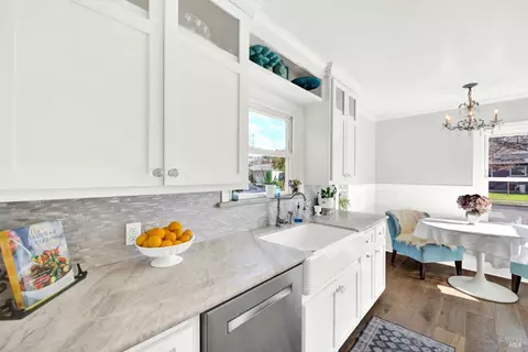 51 Davis Ave, Napa, CA 94559 photo 19