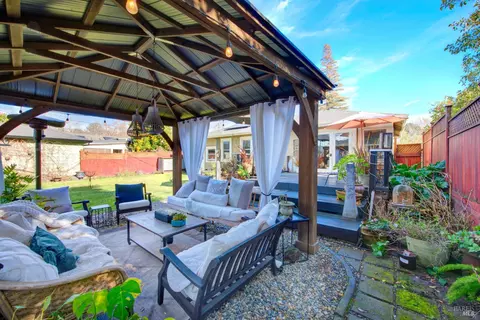 51 Davis Ave, Napa, CA 94559 photo 32