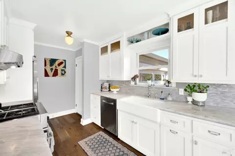 51 Davis Ave, Napa, CA 94559 photo 17