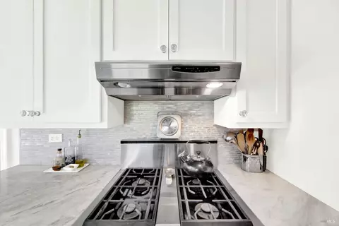 51 Davis Ave, Napa, CA 94559 photo 16