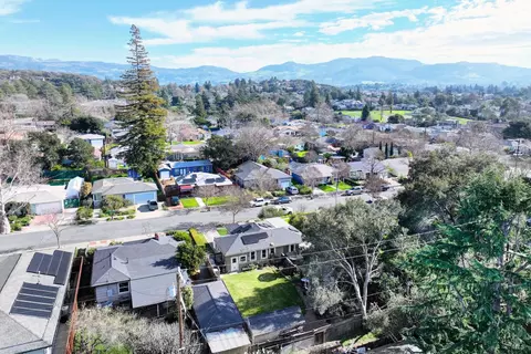 51 Davis Ave, Napa, CA 94559 photo 39