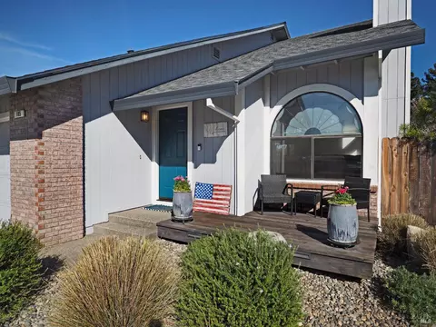 105 Zapata Ct, Windsor, CA 95492 photo 4