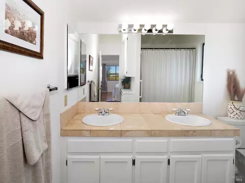 105 Zapata Ct, Windsor, CA 95492 photo 30