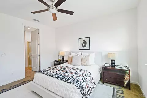 Bedroom - 1275 Columbia Dr, Dixon, CA 95620 photo 1 of 4