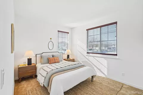 Bedroom - 1275 Columbia Dr, Dixon, CA 95620 photo 4 of 4