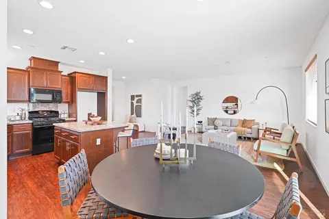 Dining - 1275 Columbia Dr, Dixon, CA 95620 photo 5 of 5