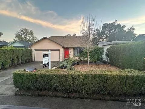 1820 Shelley Dr, Santa Rosa, CA 95401