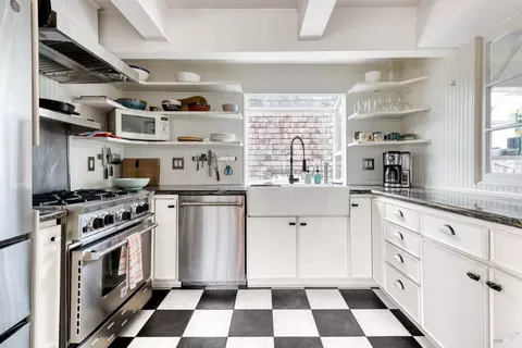 10 E Pier, Sausalito, CA 94965 photo 3
