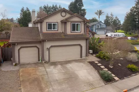 109 Tuxedo Ct, Petaluma, CA 94954