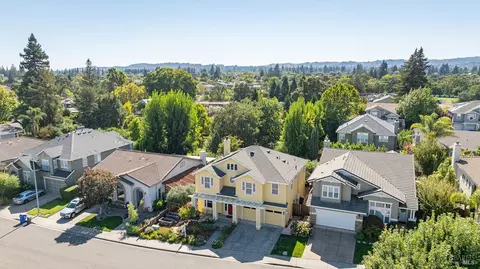 127 Old Vine Way, Napa, CA 94558