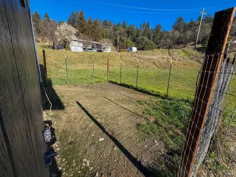 Exterior - 27310 Oriole Dr, Willits, CA 95490 photo 2 of 3