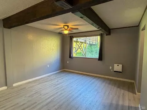 Living - 27310 Oriole Dr, Willits, CA 95490 photo 4 of 5