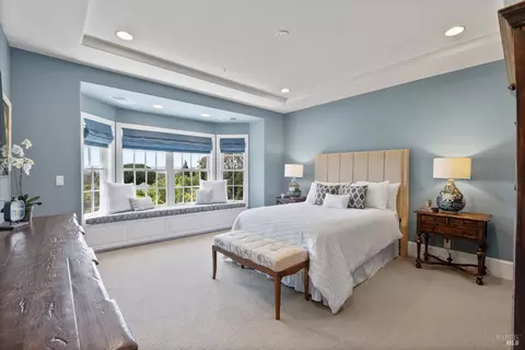 Bedroom - 9988 Troon Ct, Windsor, CA 95492 photo 2 of 8