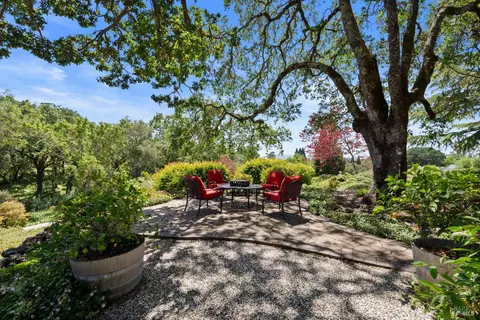 Exterior - 9988 Troon Ct, Windsor, CA 95492 photo 19 of 21