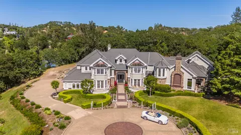 Exterior - 9988 Troon Ct, Windsor, CA 95492 photo 6 of 21