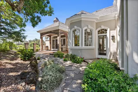 Exterior - 9988 Troon Ct, Windsor, CA 95492 photo 21 of 21
