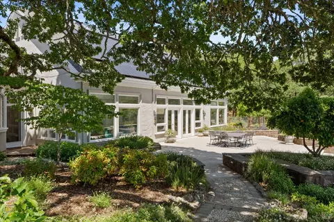 Exterior - 9988 Troon Ct, Windsor, CA 95492 photo 20 of 21