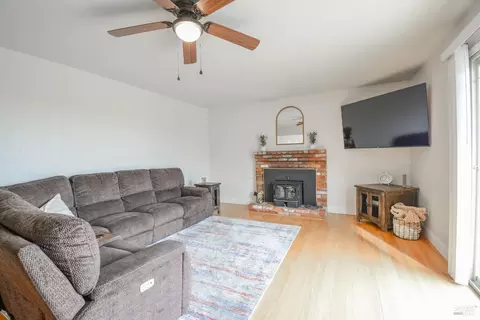 305 S 8th St, Dixon, CA 95620 photo 13