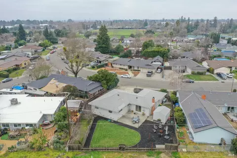 305 S 8th St, Dixon, CA 95620 photo 34