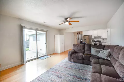 305 S 8th St, Dixon, CA 95620 photo 15