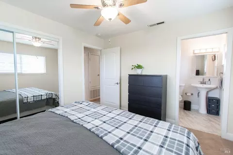 305 S 8th St, Dixon, CA 95620 photo 17